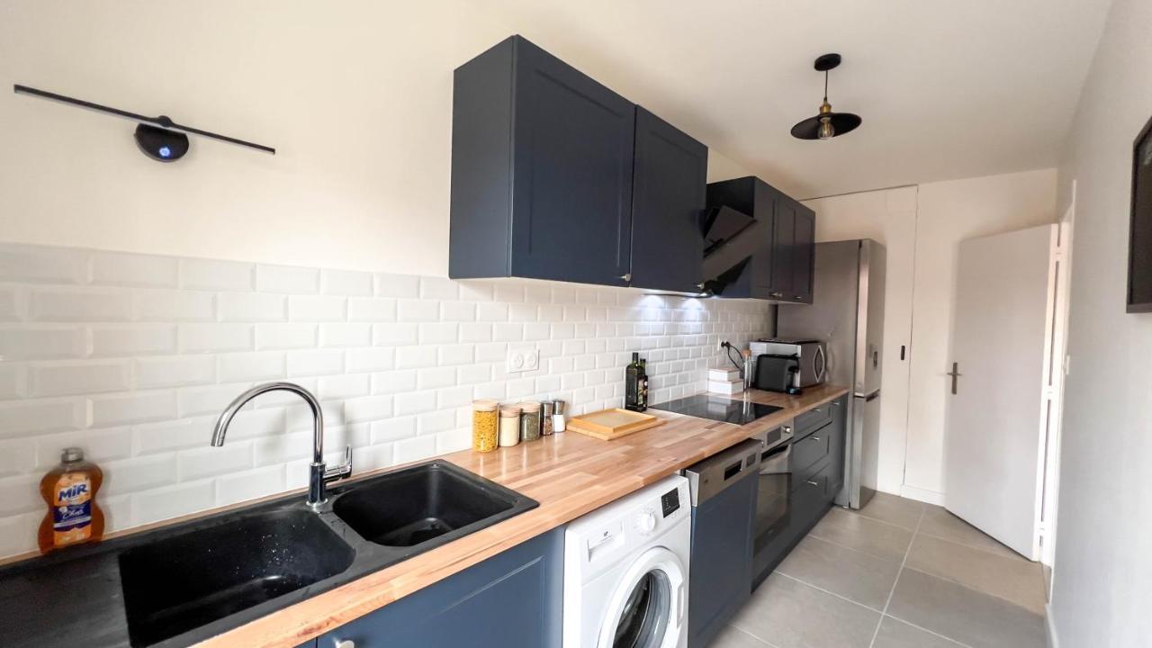 Appartement 4 Etoiles En Centre Ville De Vichy - Le Basile Exterior foto